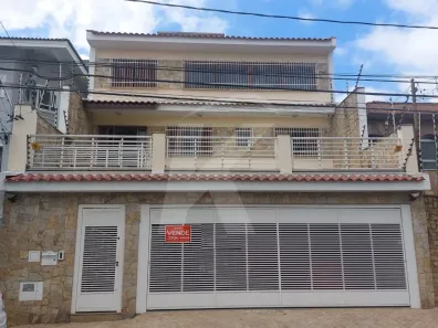 Sobrado com 3 Quartos à venda, 207m² no Vila Paiva, São Paulo