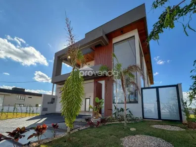 Casa com 3 Quartos à venda, 238m² no Parqville Quaresmeira, Trindade