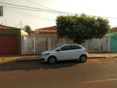 Casa com 4 Quartos à venda, 236m² no Vila Velosa, Araraquara
