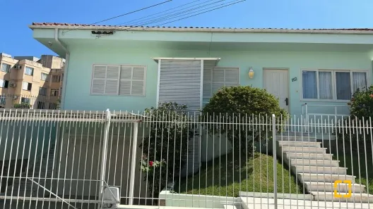 Casa com 4 Quartos à venda, 185m² no Capoeiras, Florianópolis