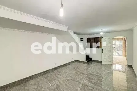 Sobrado com 3 Quartos à venda, 150m² no Vila Camilópolis, Santo André