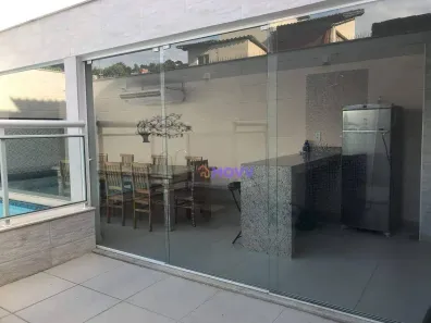 Casa com 3 Quartos à venda, 180m² no Piratininga, Niterói