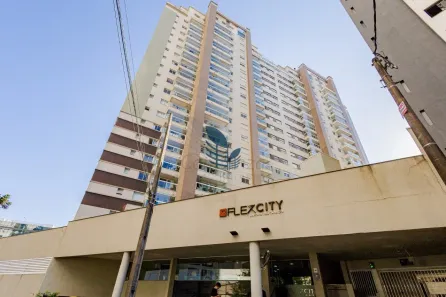Apartamento com 3 Quartos para alugar, 78m² no Cristo Rei, Curitiba