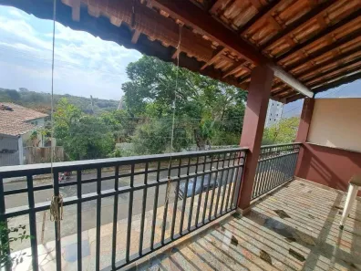 Casa com 4 Quartos à venda, 270m² no Centro, Piracicaba