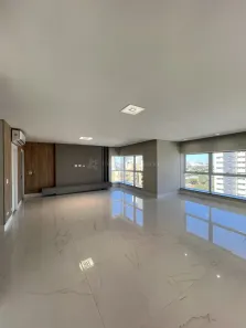 Apartamento com 3 Quartos para alugar, 176m² no Zona 01, Maringá