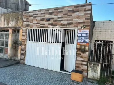 Casa com 3 Quartos à venda, 135m² no Dezoito do Forte, Aracaju