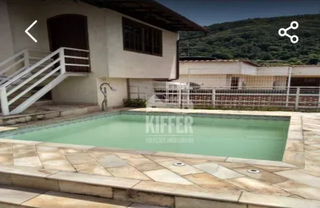Casa com 5 Quartos à venda, 360m² no São Francisco, Niterói