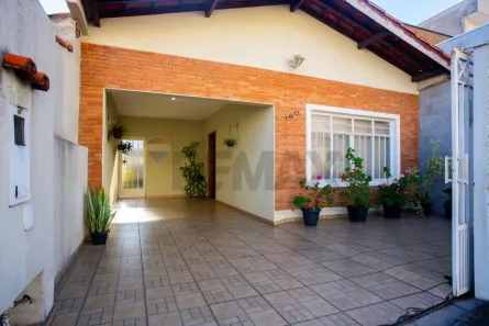 Casa com 3 Quartos à venda, 210m² no Jardim Brasil, Atibaia