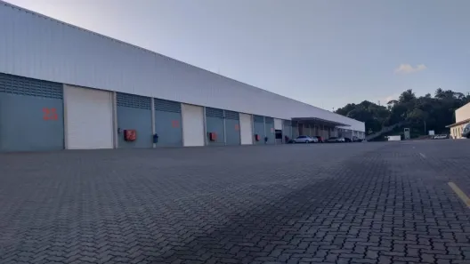 Galpão/Depósito/Armazém para alugar, 900m² no Caixa D'Água, Lauro de Freitas