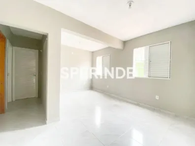 Casa com 2 Quartos para alugar, 70m² no Jardim Carvalho, Porto Alegre