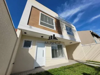 Sobrado com 3 Quartos à venda, 132m² no Orleans, Curitiba