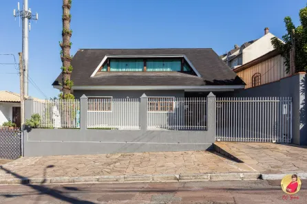 Casa com 4 Quartos à venda, 330m² no Uberaba, Curitiba