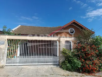 Casa com 3 Quartos à venda, 252m² no Vila Georgina, Campinas