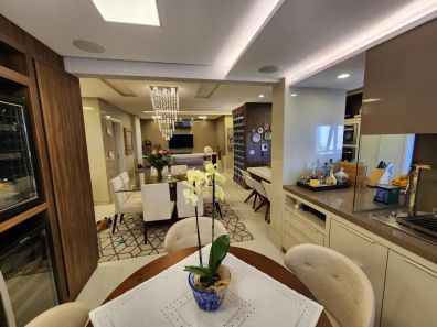 Apartamento com 3 Quartos à venda, 180m² no Centro, Criciúma