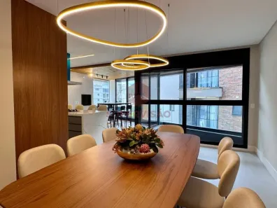 Apartamento com 3 Quartos à venda, 147m² no Jurerê, Florianópolis