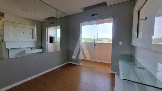 Apartamento com 2 Quartos para alugar, 62m² no Floresta, Joinville