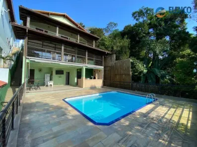 Casa de Condomínio com 3 Quartos à venda, 345m² no Sapê, Niterói