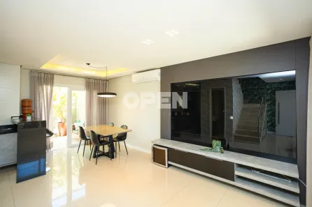Sobrado com 3 Quartos à venda, 121m² no Estância Velha, Canoas