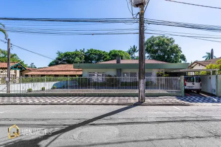 Casa com 3 Quartos à venda, 219m² no Vorstadt, Blumenau