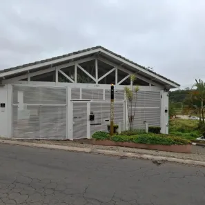 Casa com 3 Quartos à venda, 230m² no Jardim Maria Tereza, Cotia