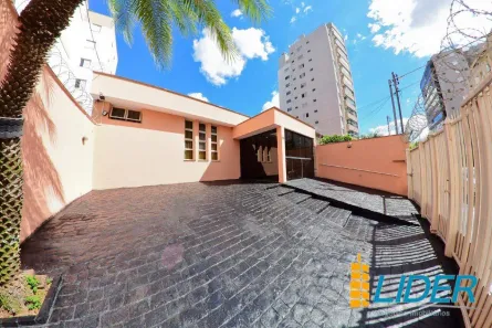 Casa com 5 Quartos à venda, 185m² no Saraiva, Uberlândia