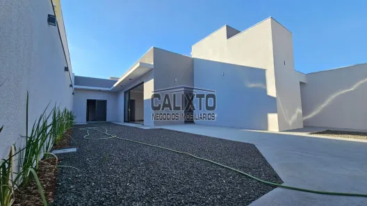 Casa com 2 Quartos à venda, 90m² no Jardim Ipanema, Uberlândia