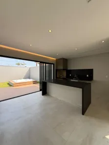 Casa com 3 Quartos à venda, 214m² no Condomínio Residencial Florais Safira, Cuiabá