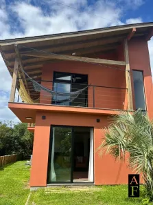 Casa com 3 Quartos à venda, 116m² no Ibiraquera, Imbituba
