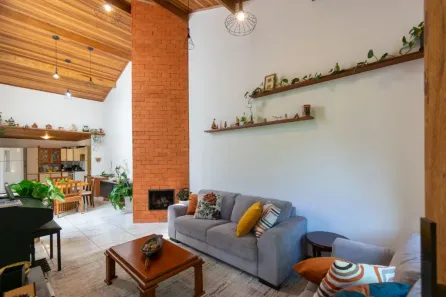 Casa com 3 Quartos à venda, 168m² no Jardim Tropical, Campo Largo