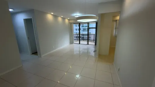Apartamento com 2 Quartos para alugar, 100m² no Barra da Tijuca, Rio de Janeiro