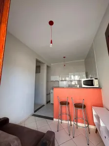 Casa com 1 Quarto para alugar, 40m² no Riviera Fluminense, Macaé