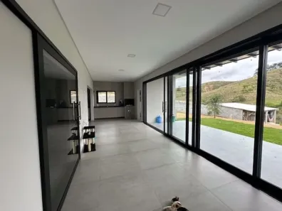 Casa de Condomínio com 3 Quartos à venda, 200m² no Condomínio Parque Vale dos Lagos, Jacareí