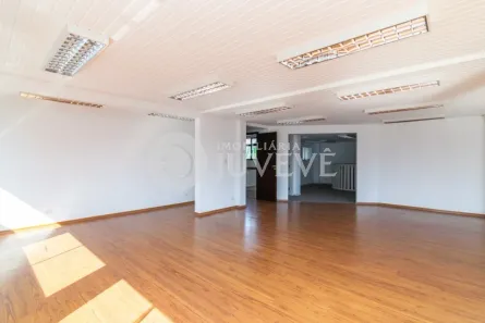 Ponto Comercial para alugar, 212m² no Alto da Rua XV, Curitiba