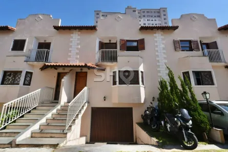 Casa de Condomínio com 3 Quartos à venda, 188m² no Vila Santos, São Paulo