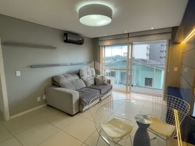 Apartamento com 2 Quartos para alugar, 80m² no Centro, Santa Maria
