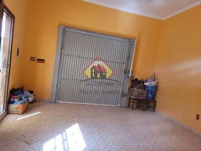 Sobrado com 3 Quartos à venda, 500m² no Centro, Taubaté