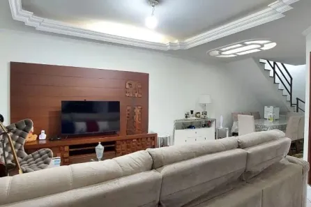 Sobrado com 3 Quartos para alugar, 200m² no Vila Linda, Santo André