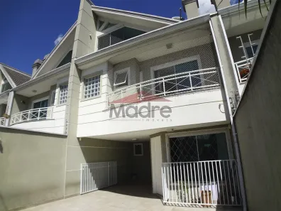 Sobrado com 4 Quartos à venda, 176m² no Jardim das Américas, Curitiba