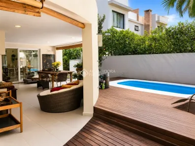 Casa de Condomínio com 3 Quartos para alugar, 340m² no Rio Tavares, Florianópolis