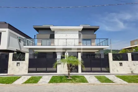 Casa com 3 Quartos à venda, 163m² no Rio Tavares, Florianópolis