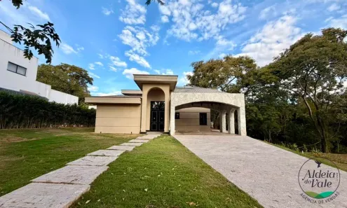Casa de Condomínio com 4 Quartos à venda, 371m² no Residencial Aldeia do Vale, Goiânia