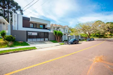 Casa com 4 Quartos à venda, 371m² no Mercês, Curitiba