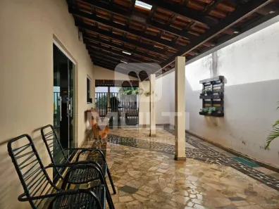 Casa com 3 Quartos à venda, 208m² no Patrimônio, Uberlândia
