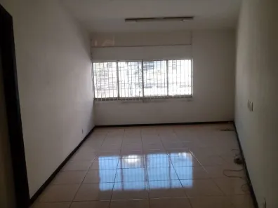 Sala Comercial com 1 Quarto para alugar, 20m² no Alto da Serra, Petrópolis