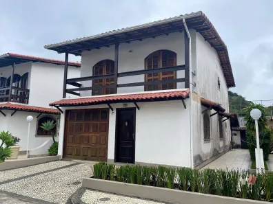 Casa de Condomínio com 4 Quartos à venda, 155m² no Independência, Petrópolis