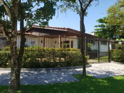 Casa com 4 Quartos à venda, 300m² no Enseada, Guarujá