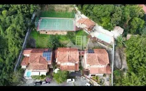 Casa de Condomínio com 3 Quartos à venda, 240m² no Santa Rosa, Niterói