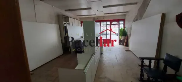 Ponto Comercial à venda, 250m² no Andaraí, Rio de Janeiro