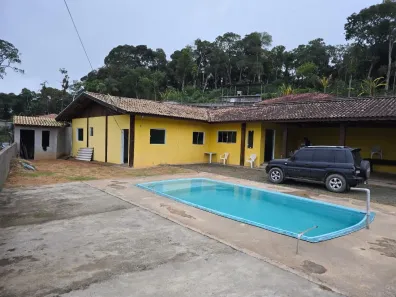 Fazenda/Sítio com 4 Quartos à venda, 575m² no Centro, Juquitiba