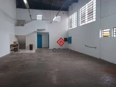 Galpão/Depósito/Armazém para alugar, 237m² no Casa Grande, Diadema